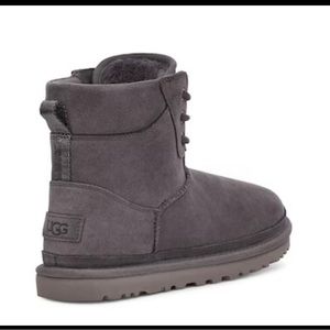 UGG Women's Neumel